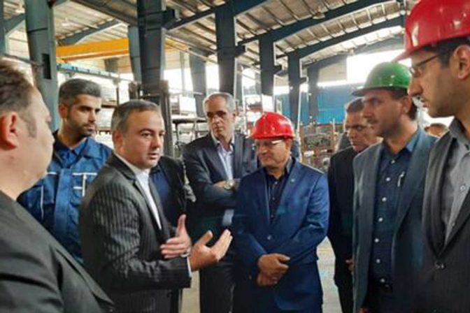 اولین خودرو برقی و بنزینی ملی با مشارکت تعاونی چکاد به زودی رونمایی خواهد شد
