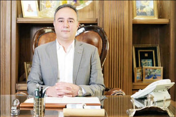 هیچکس سر جای خودش نیست!